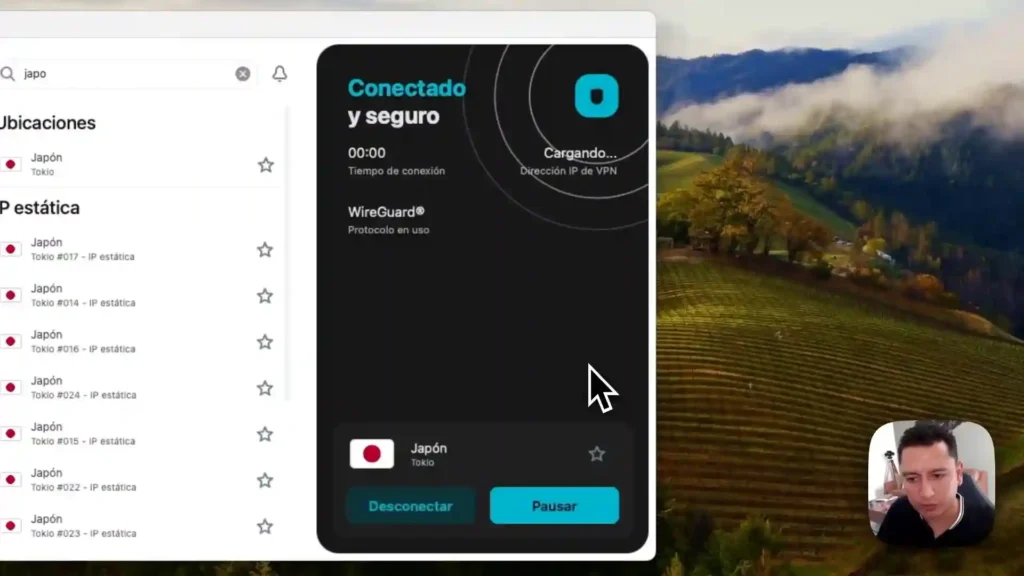 Surfshark VPN 2025: Opinión Profesional y Tutorial Paso a Paso 2 Interfaz de Surfshark VPN mostrando servidores con IP estática en Tokio, detalles de conexión activa y uso del protocolo WireGuard para seguridad.
